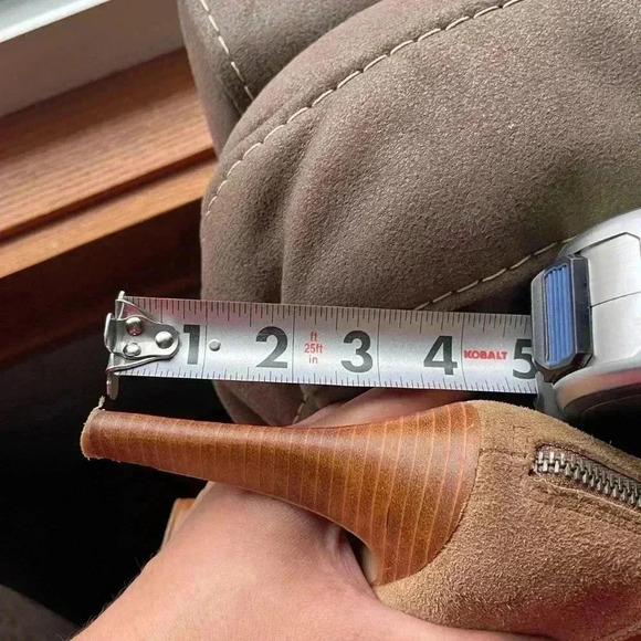 Nine West suede booties - Picture 7 of 7